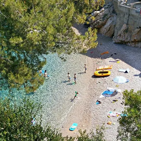 Apartment Seaside Secluded Cove Pobij, Hvar - 9704 Gdinj
