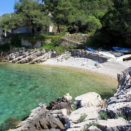 Apartment Seaside Secluded Cove Pobij, Hvar - 9704 *