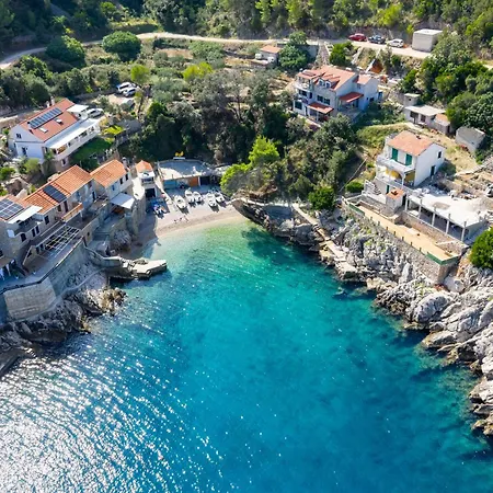 Apartmán Seaside Secluded Cove Pobij, Hvar - 9704 *